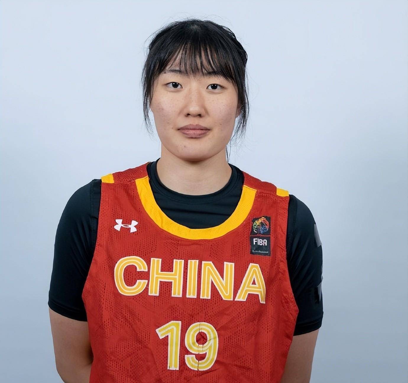 江苏女篮险胜重庆，艰难守住领先地位的简单介绍